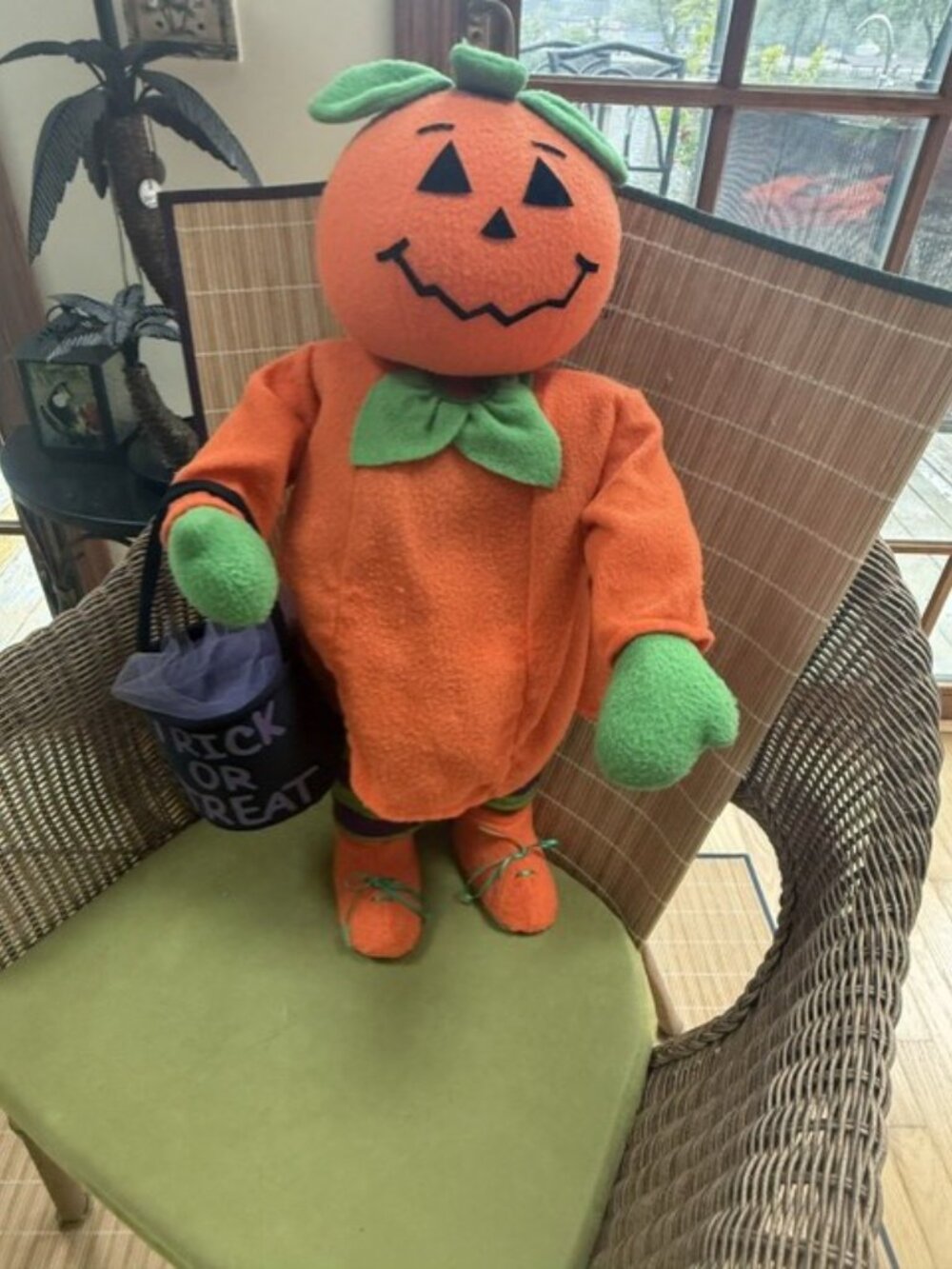 Vtg Fun World Greet & Treat Friends Halloween Pumpkin Poseable Figure